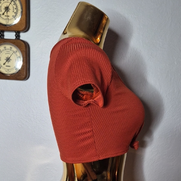 Rust Ribbed Knot Front Top - Picture 4 of 5